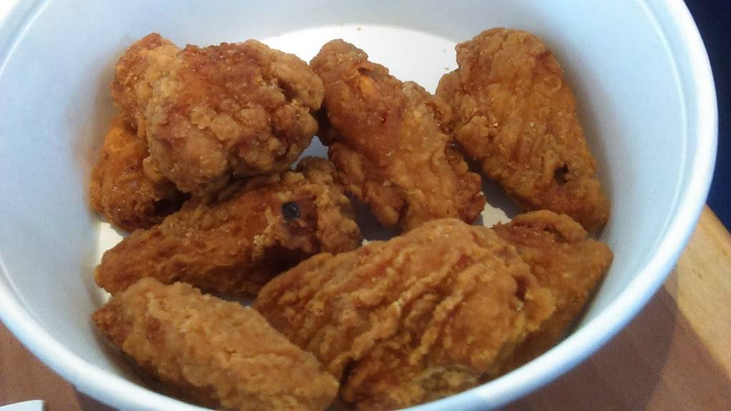 Taco Bell | meal takeaway | 1338 Kennedy Rd, Scarborough, ON M1P 1L5, Canada | 4167556028 OR +1 416-755-6028