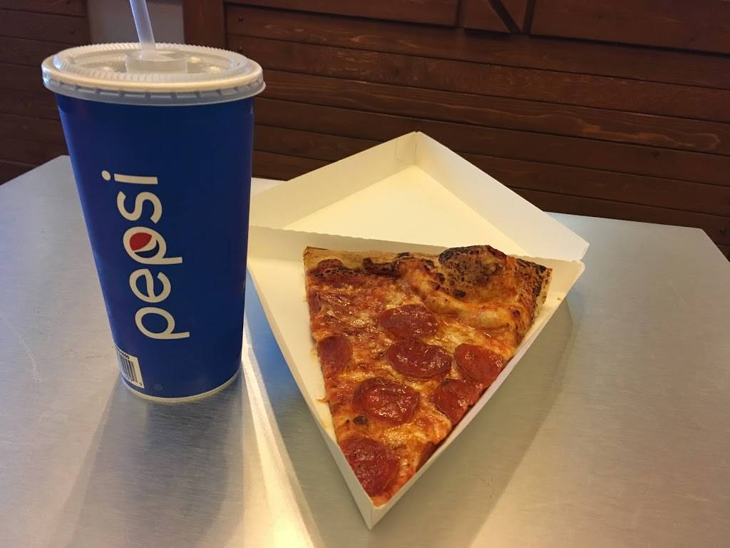 Eat-N-Out Pizza & Gelato | restaurant | 531 Monroe St, Detroit, MI 48226, USA | 3138005718 OR +1 313-800-5718