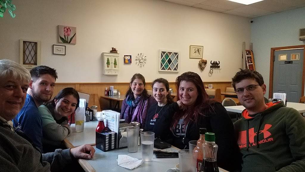 Marios Restaurant | restaurant | 223 Groton Rd, Westford, MA 01886, USA | 9783929360 OR +1 978-392-9360