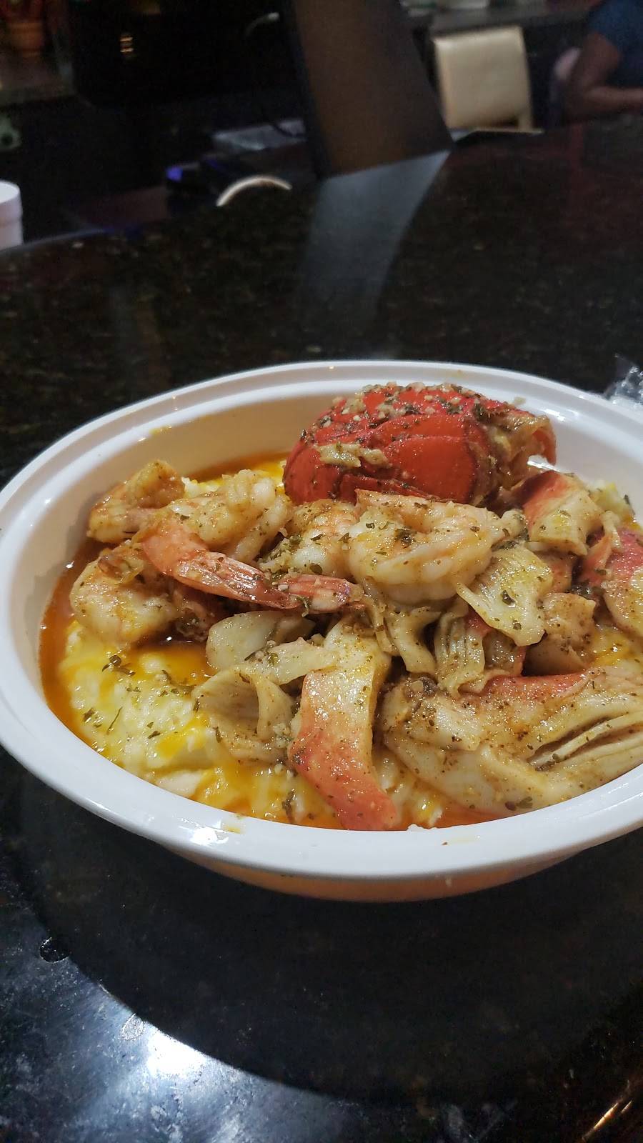 Wimbos Crazy Potatoes | restaurant | 1166 N, N State Rd 7, Lauderhill, FL 33313, USA | 9546168854 OR +1 954-616-8854