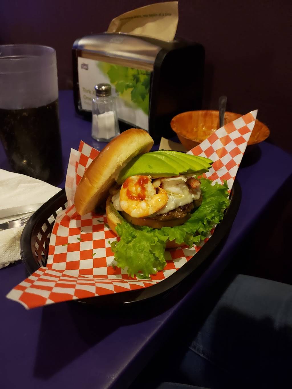 Panda Burgers Far East | restaurant | 12380 Edgemere Blvd #103, El Paso, TX 79938, USA | 9153076365 OR +1 915-307-6365