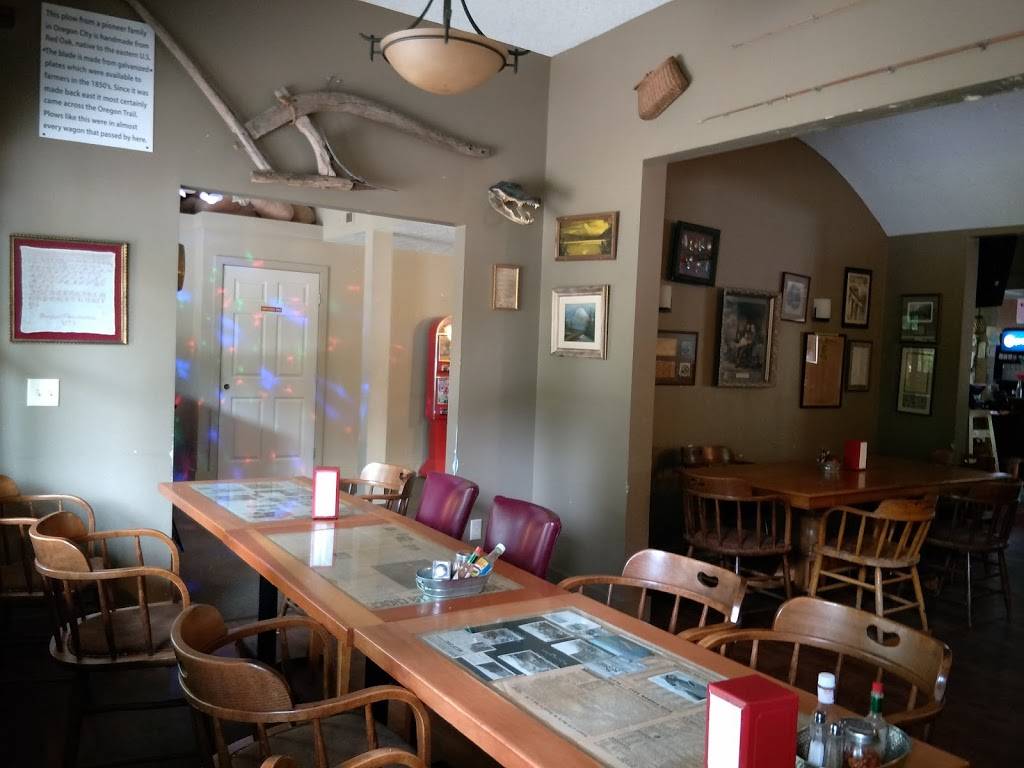 Ivy Bear Pizzeria | restaurant | 54735 US-26, Sandy, OR 97055, USA | 5032089111 OR +1 503-208-9111