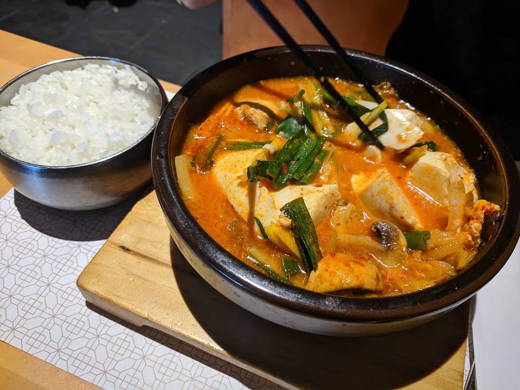 KoSam Korean Restaurant & Bar | restaurant | 5865 Leslie St, North York, ON M2H 1J8, Canada | 4164930880 OR +1 416-493-0880