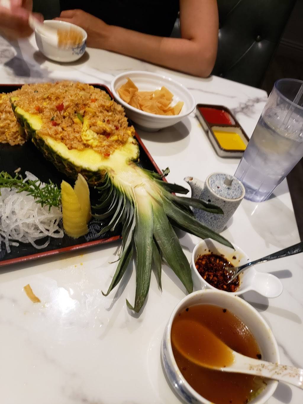 I.C. China Bistro | restaurant | 8125 W Sahara Ave #300, Las Vegas, NV 89117, USA | 7024636777 OR +1 702-463-6777