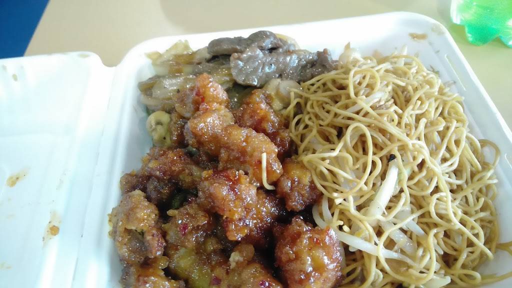 Manchu Wok | restaurant | Dixie Outlet, 1250 S Service Rd #70, Mississauga, ON L5E 1V4, Canada | 9052740880 OR +1 905-274-0880