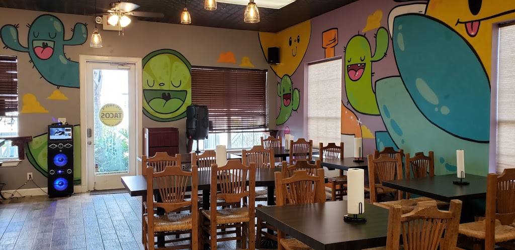 Lil Sauls Tacos | restaurant | 609 Bradford Ave Ste. 109, Kemah, TX 77565, USA | 8328642937 OR +1 832-864-2937