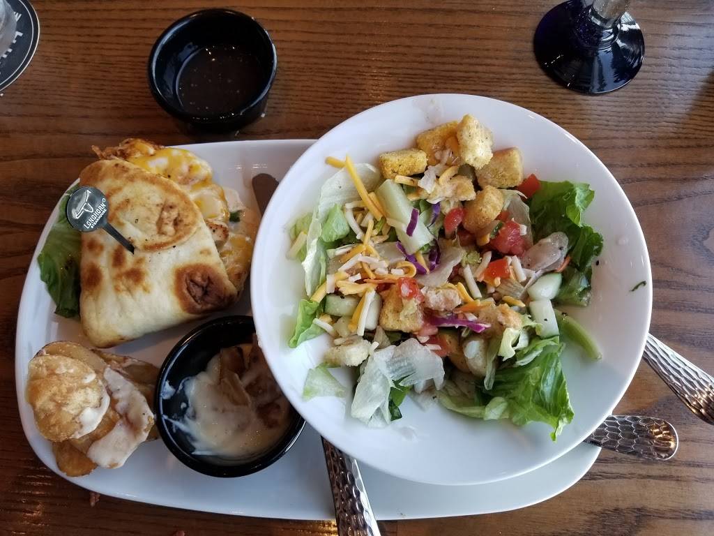 Longhorn Steakhouse | restaurant | McNamara Terminal, near Gate A66, Worldgateway Pl, Detroit, MI 48242, USA | 7349410173 OR +1 734-941-0173