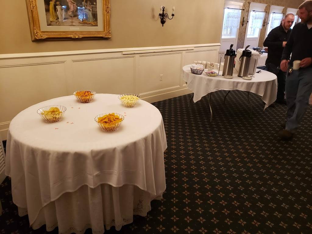 Nuchies Esquire Caterers Inc | restaurant | 164 Central St, Bristol, CT 06010, USA | 8605821233 OR +1 860-582-1233