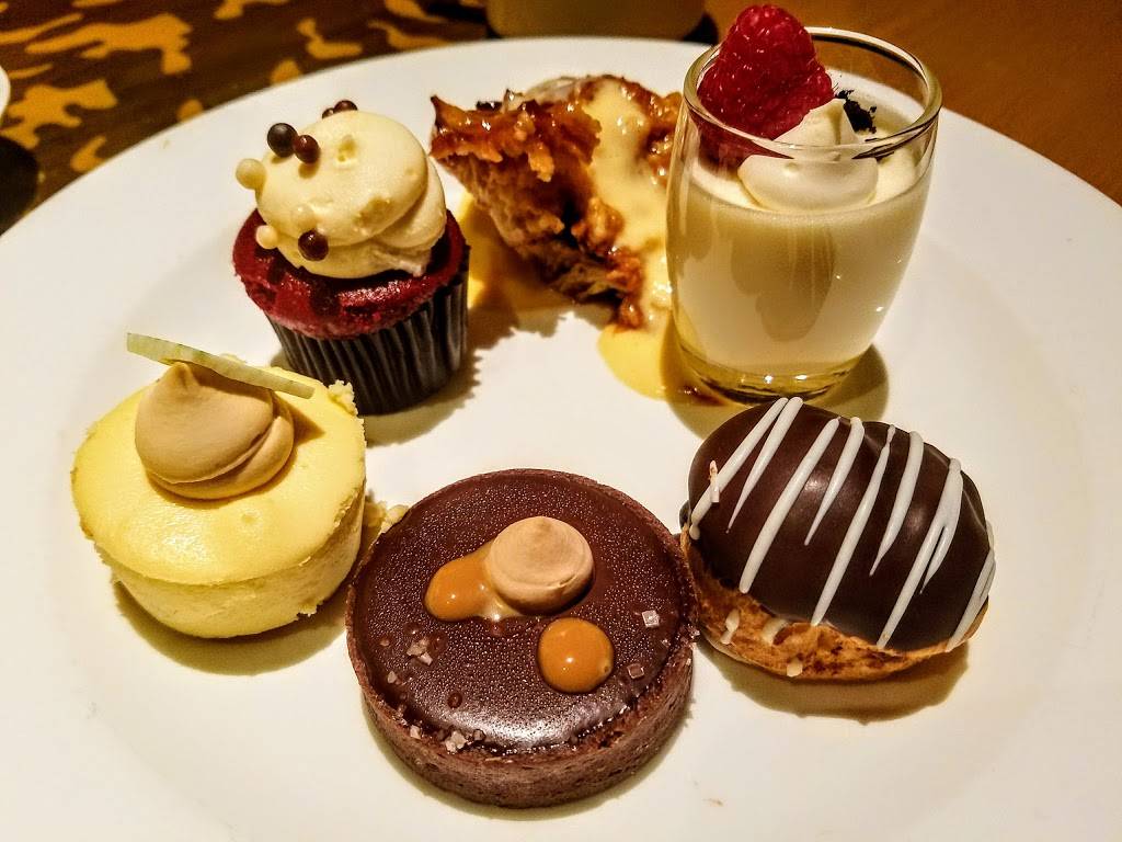 Storytellers Cafe | cafe | 1600 S Disneyland Dr, Anaheim, CA 92802, USA | 7147813463 OR +1 714-781-3463