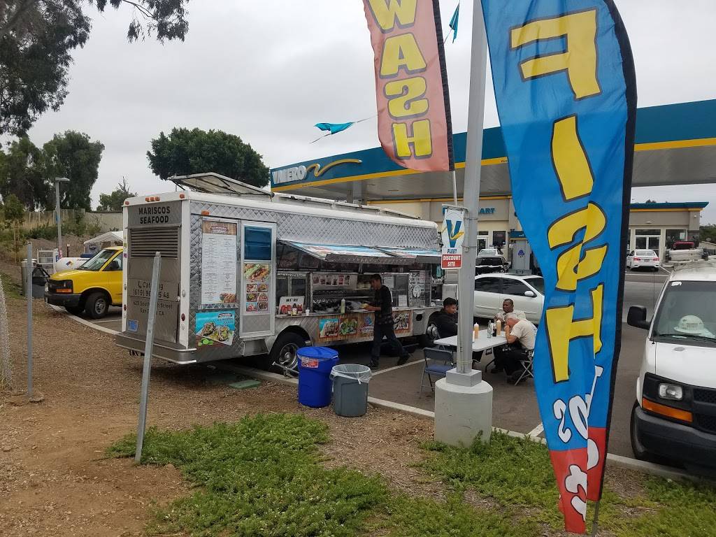 La Moreña Mariscos | restaurant | 77 Broadway, Chula Vista, CA 91910, USA | 6199069548 OR +1 619-906-9548