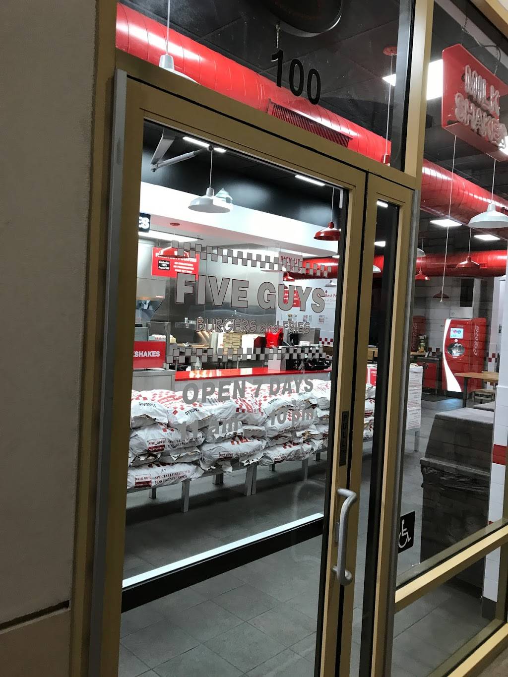 Five Guys | meal takeaway | 2750 E Bidwell St, Folsom, CA 95630, USA | 9164690001 OR +1 916-469-0001