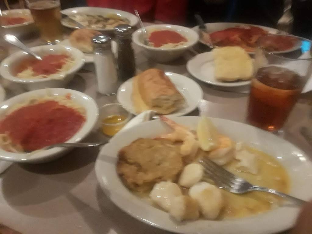 Carbonaras | restaurant | 250 Mt Lebanon Blvd, Pittsburgh, PA 15234, USA | 4123414011 OR +1 412-341-4011