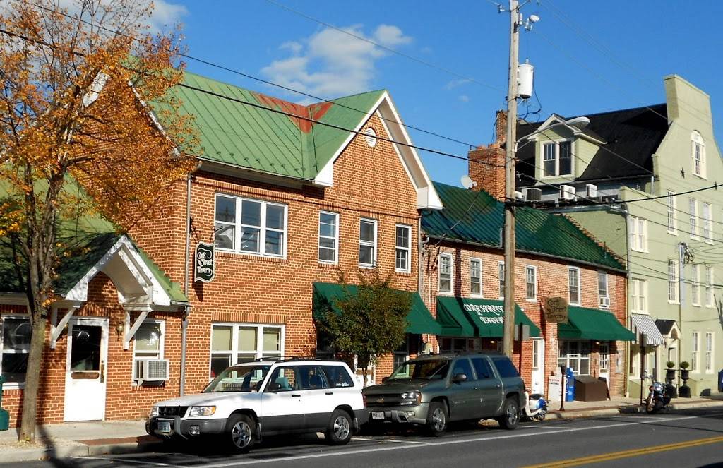 Cork Street Tavern | restaurant | 8 W Cork St, Winchester, VA 22601, USA | 5406673777 OR +1 540-667-3777