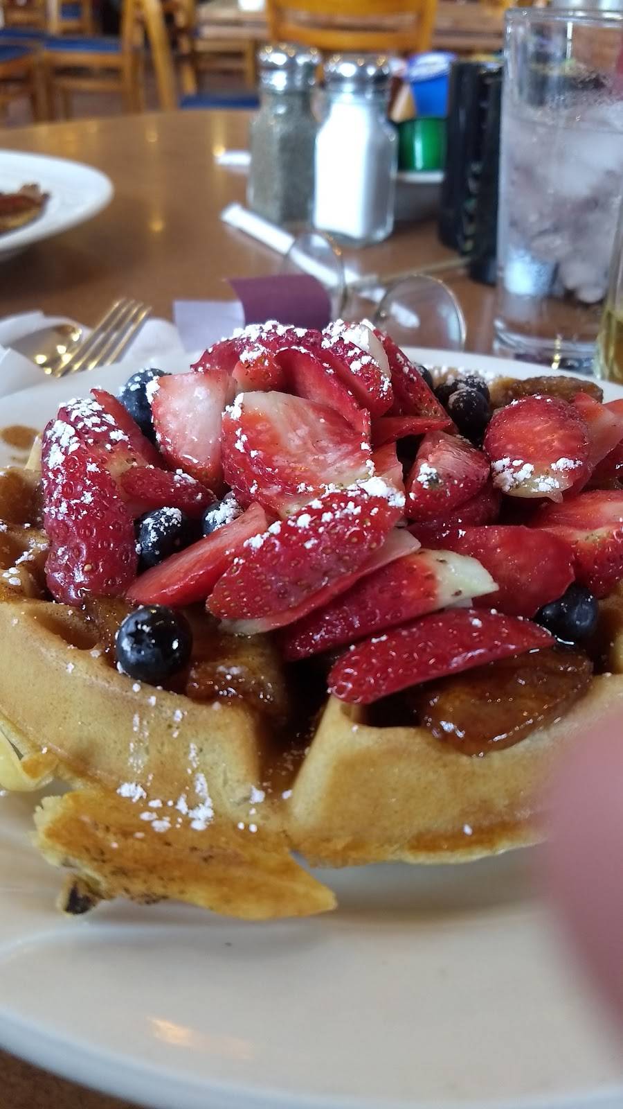 Lumes Pancake House Frankfort | restaurant | 20594 South La Grange Road, Frankfort, IL 60423, USA | 8154697530 OR +1 815-469-7530