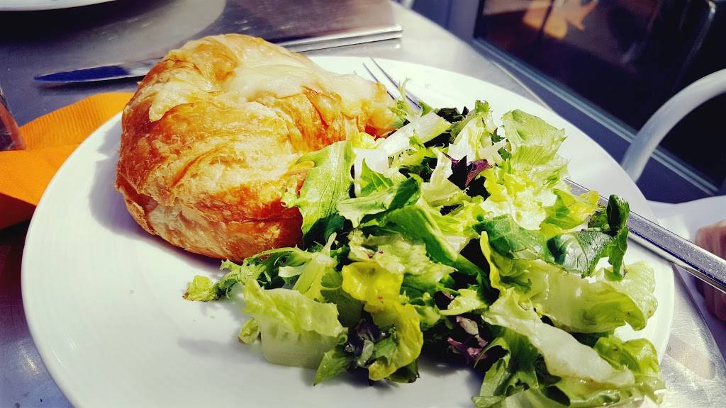 Leopolds Kafe Restaurant | bakery | 3315 Cadys Alley NW, Washington, DC 20007, USA | 2029656005 OR +1 202-965-6005