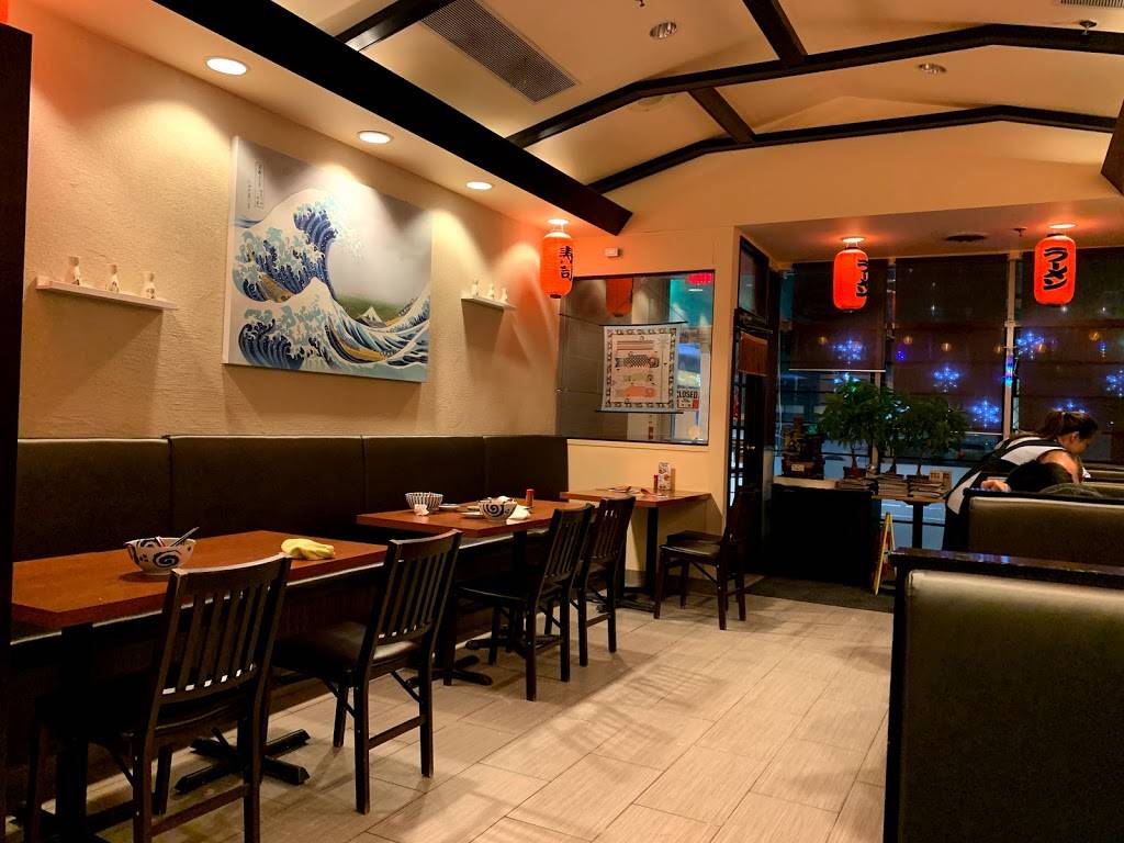 Koi Sakana | restaurant | 360 Hwy 7 #3, Richmond Hill, ON L4B 3Y7, Canada | 9058828802 OR +1 905-882-8802