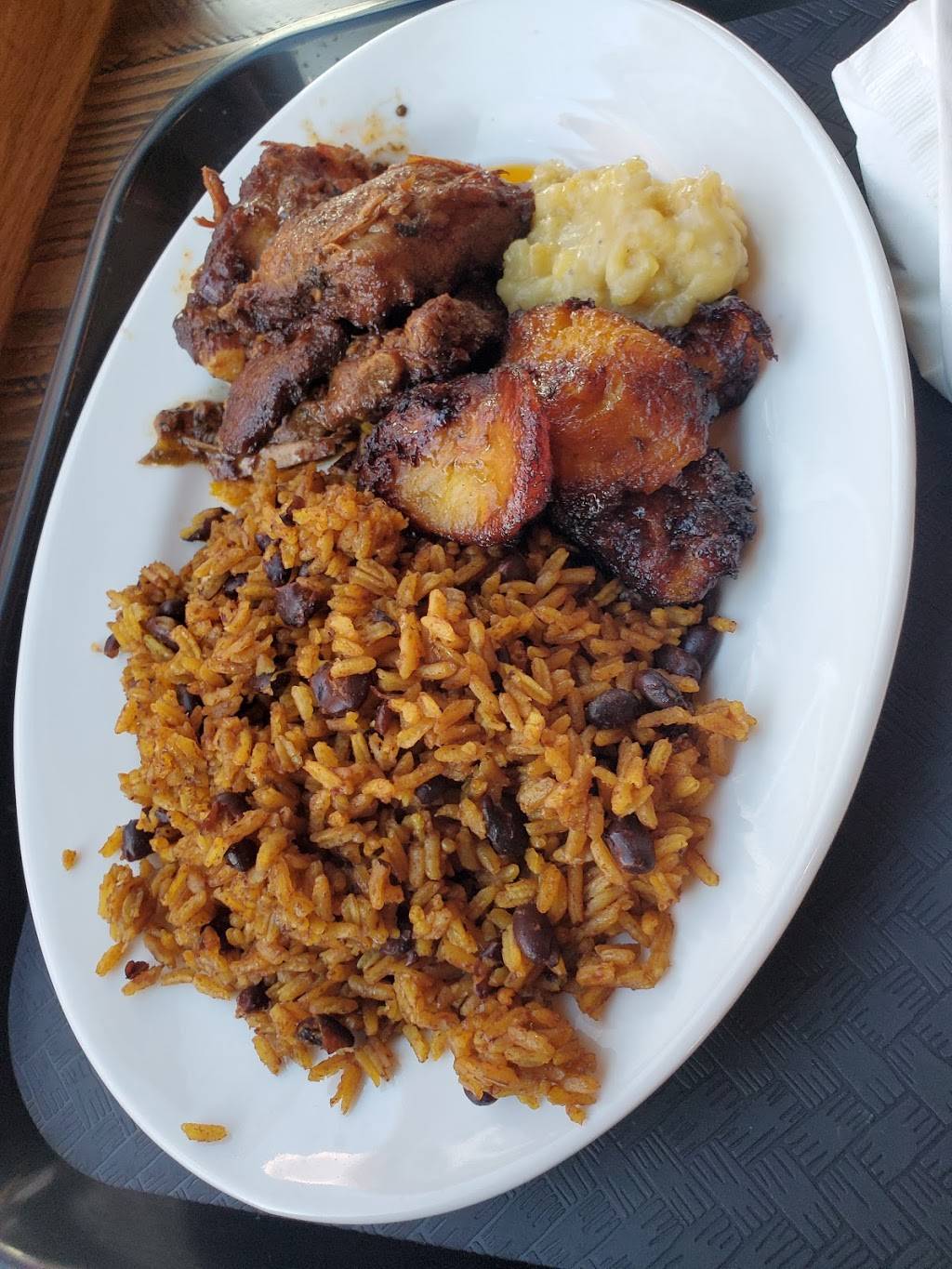 Mecho’s Dominican Kitchen | restaurant | 2450 Market St NE, Washington, DC 20018, USA | 2026294847 OR +1 202-629-4847