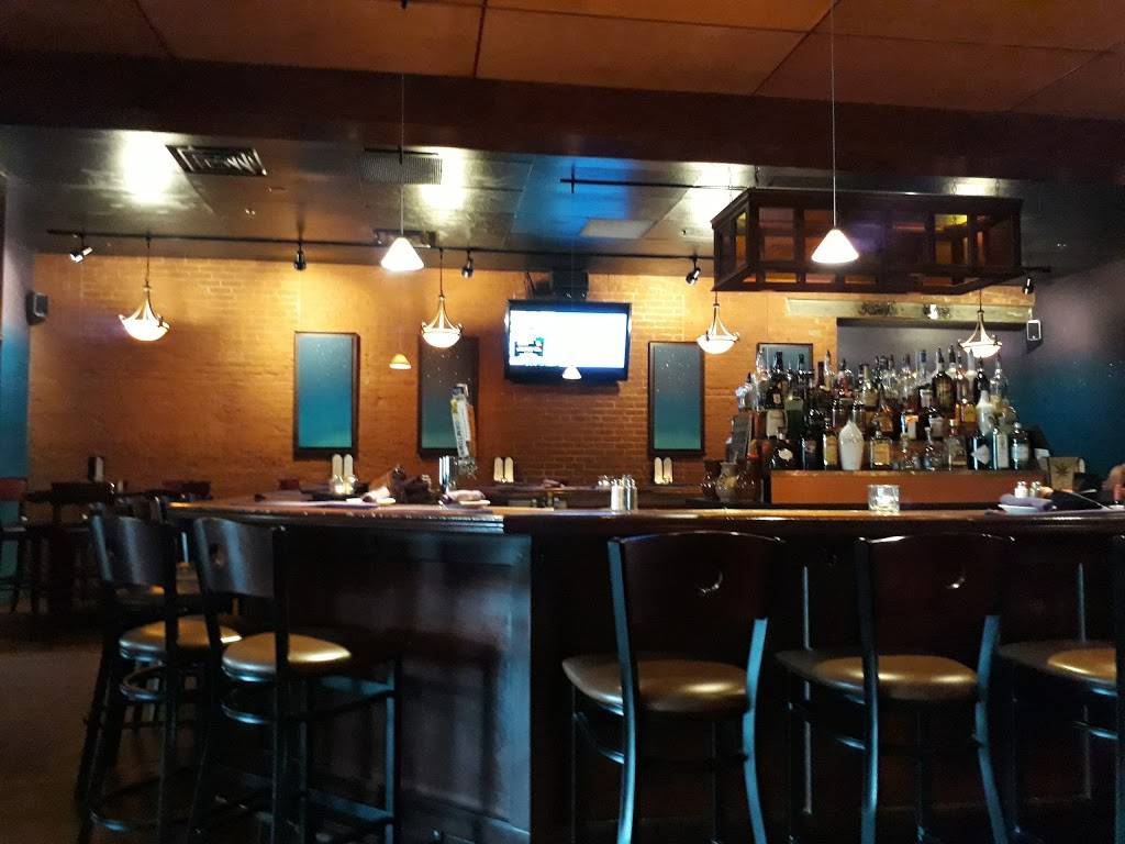 Joeys Bar & Grill | restaurant | 344 Chandler St, Worcester, MA 01602, USA | 5087973800 OR +1 508-797-3800