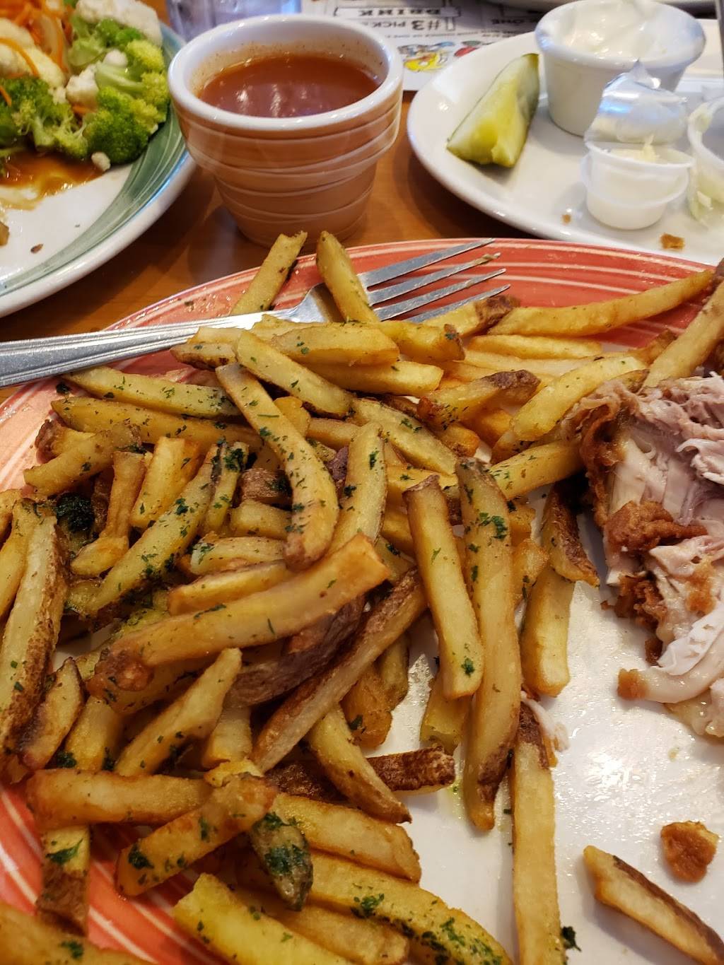 Swiss Chalet Rotisserie & Grill | restaurant | 427 Norwich Ave, Woodstock, ON N4S 3W4, Canada | 5195399881 OR +1 519-539-9881