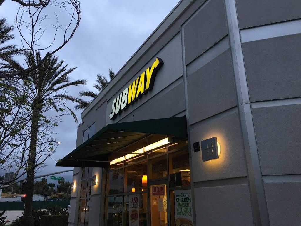 Subway Restaurants | restaurant | 13238 Imperial Hwy, Santa Fe Springs, CA 90670, USA | 5624838338 OR +1 562-483-8338