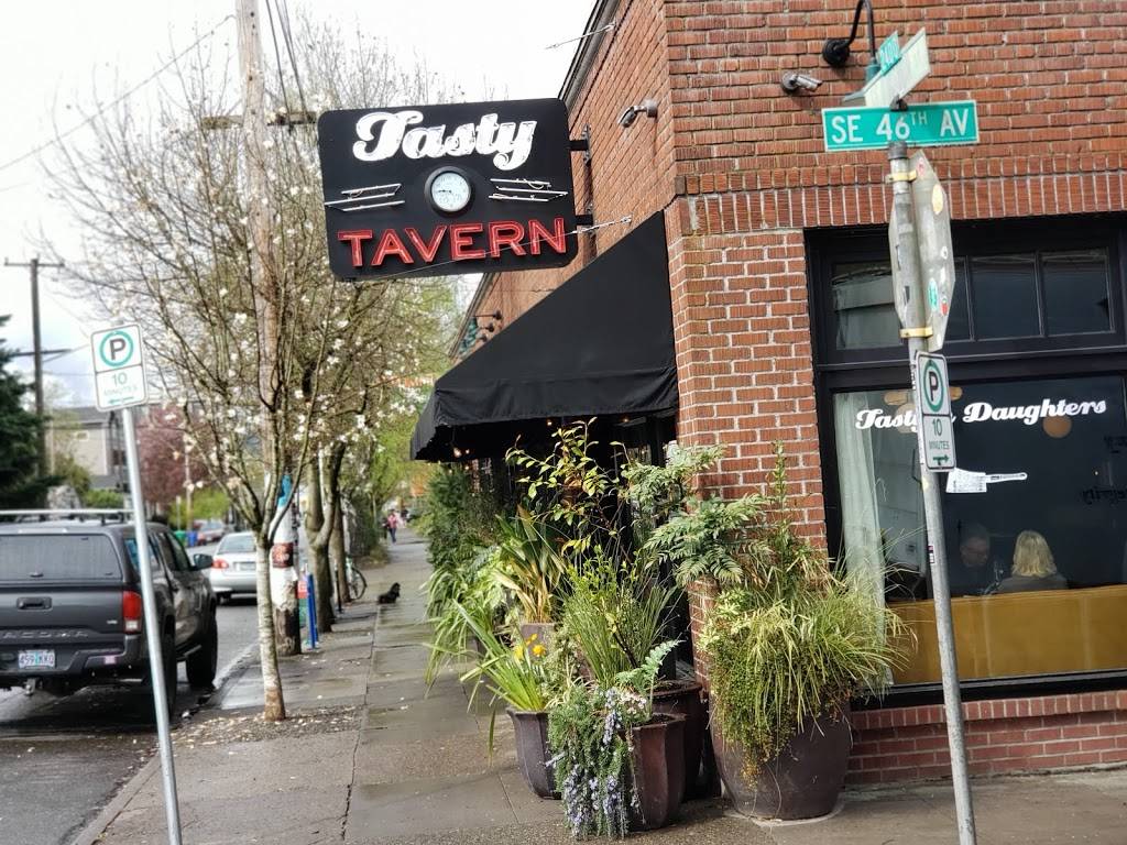 Tasty n Daughters | restaurant | 4537 SE Division St, Portland, OR 97206, USA | 5036211400 OR +1 503-621-1400