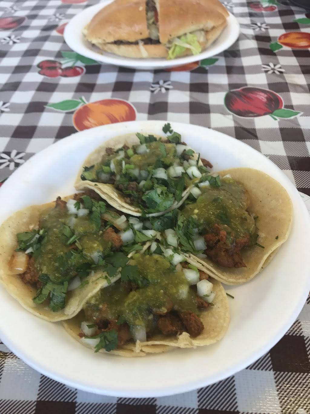 Waldos Tacos | restaurant | 11808 N 91st Ave, Peoria, AZ 85345, USA | 6237766222 OR +1 623-776-6222