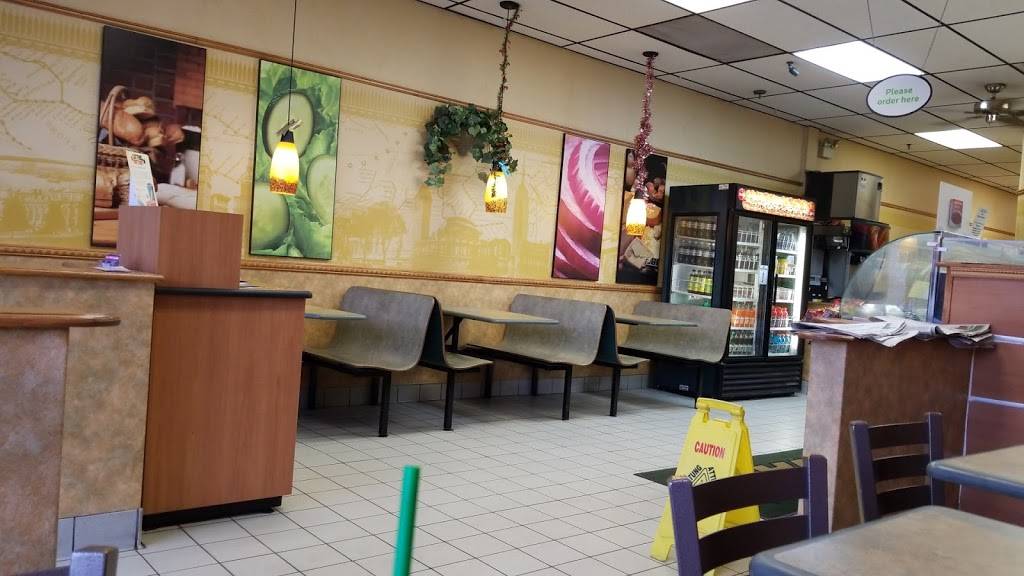Subway Restaurants | restaurant | 1053 US-202, Branchburg, NJ 08876, USA | 9085959990 OR +1 908-595-9990