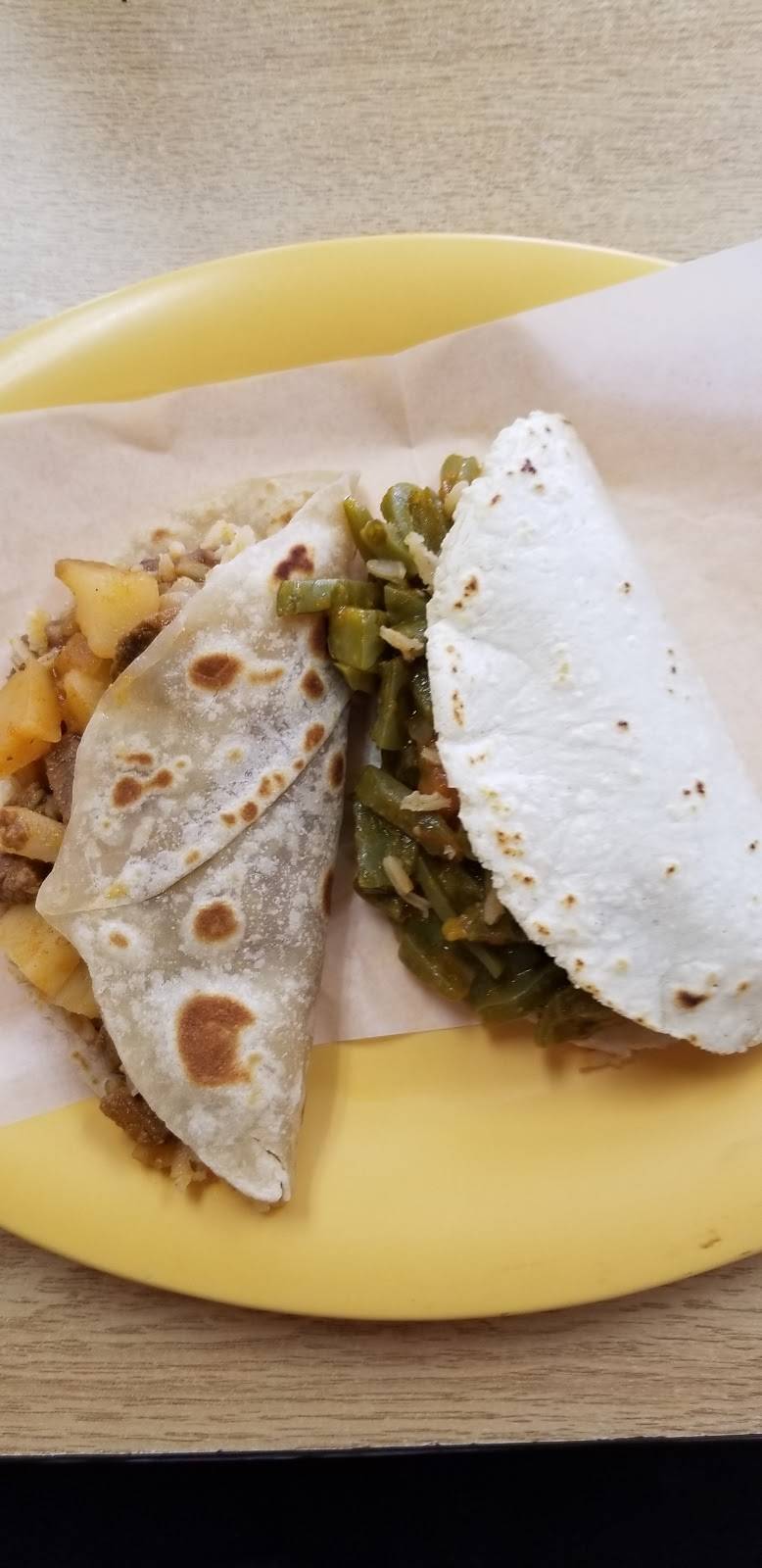 Taqueria Monchys | restaurant | 719 Telephone Rd, Houston, TX 77023, USA | 7139262900 OR +1 713-926-2900