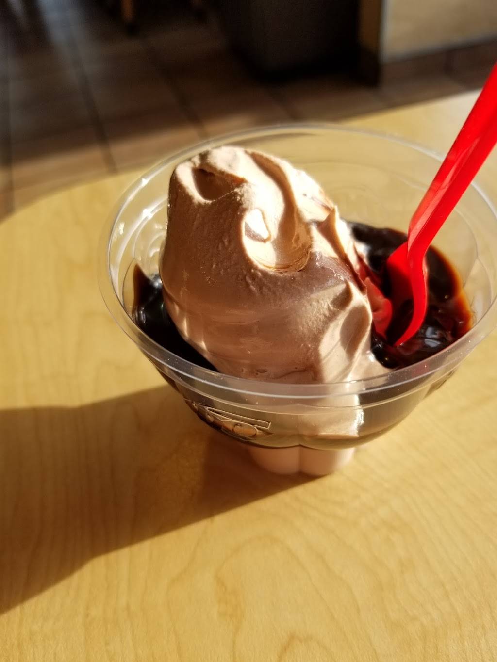 Dairy Queen Grill & Chill | restaurant | 616 3rd St, Columbus, IN 47201, USA | 8123729601 OR +1 812-372-9601