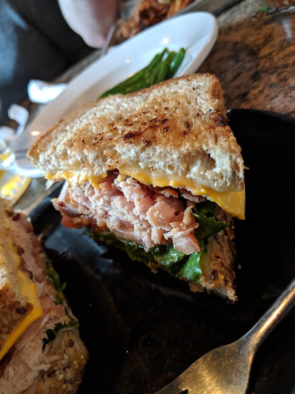 Local Tavern | restaurant | 29007 Chardon Rd, Willoughby Hills, OH 44092, USA | 4409435926 OR +1 440-943-5926