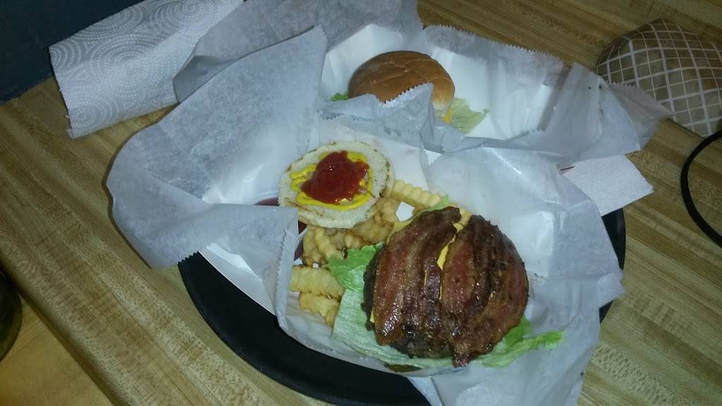 THE DEUCE | restaurant | 100 Spur Dr, Lexington, TN 38351, USA | 7312495220 OR +1 731-249-5220