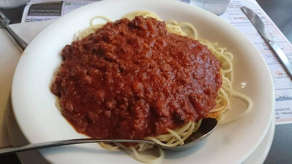 La Maison Du Spaghetti | restaurant | 1095 Rue de Saint Jovite, Mont-Tremblant, QC J8E 3J9, Canada | 8194257924 OR +1 819-425-7924