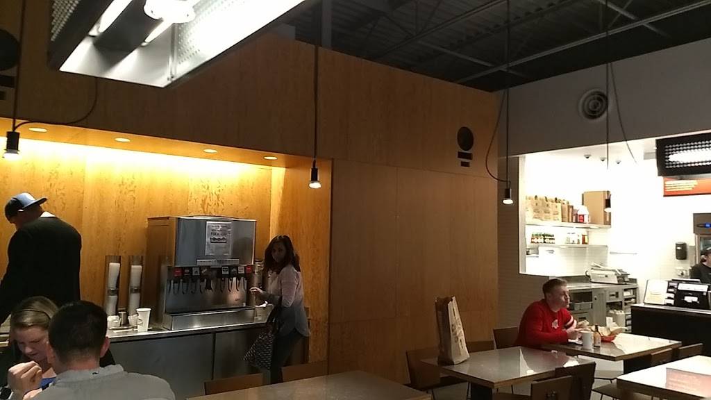 Chipotle Mexican Grill | restaurant | 1758 3rd St S, Jacksonville Beach, FL 32250, USA | 9042497277 OR +1 904-249-7277