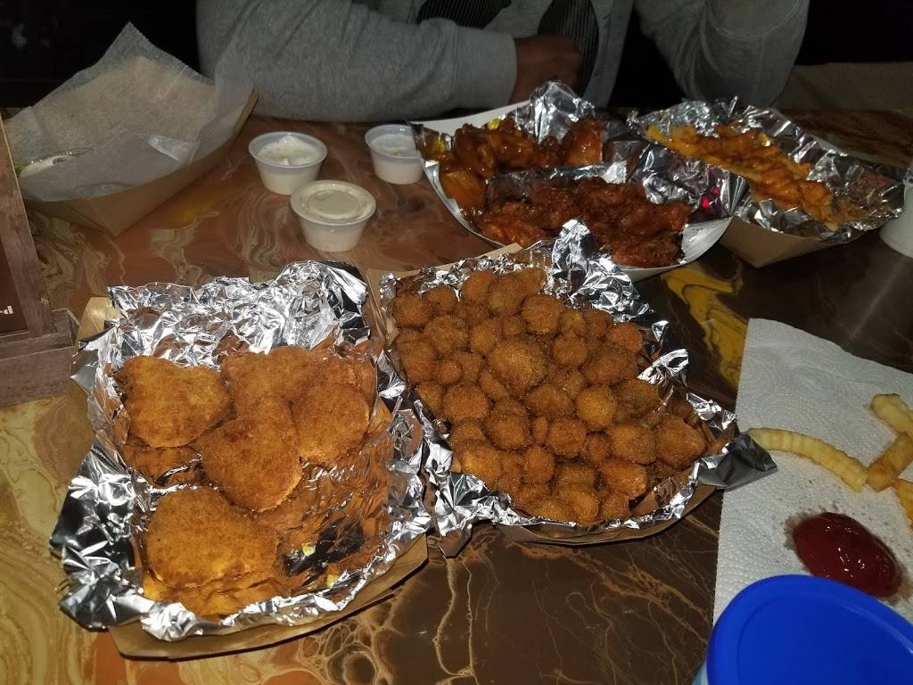 Rumbergers Inc | restaurant | 107 NE Madison Ave, Peoria, IL 61602, USA | 3096859464 OR +1 309-685-9464