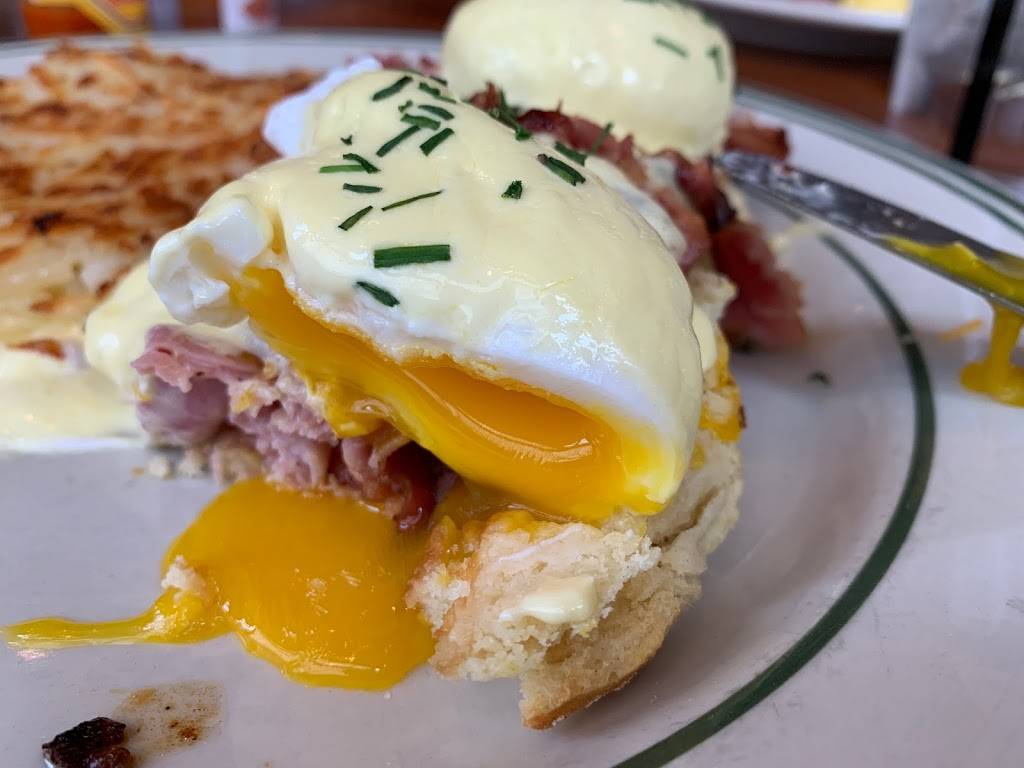 Teds Bulletin | cafe | 11948 Market St, Reston, VA 20190, USA | 7039569510 OR +1 703-956-9510