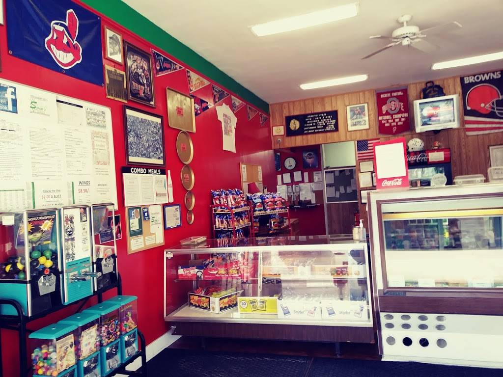 Selentis Pizza | restaurant | 808 Oberlin Ave, Lorain, OH 44052, USA | 4402451125 OR +1 440-245-1125