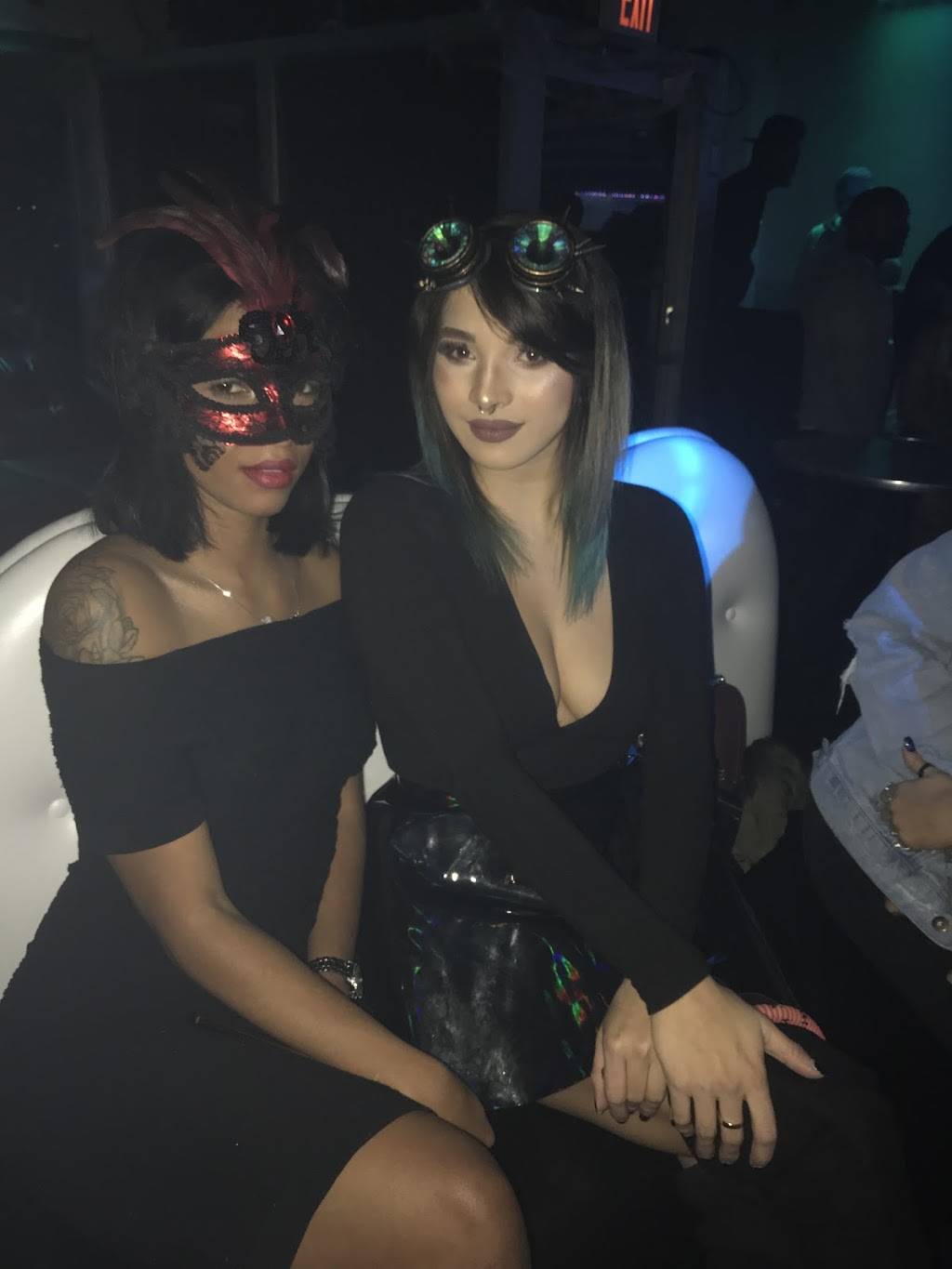 Aqua Lounge | restaurant | 963 Broad St, Providence, RI 02907, USA | 4012653073 OR +1 401-265-3073