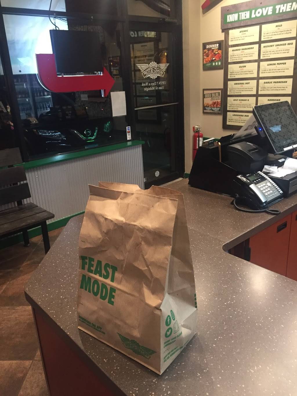 Wingstop | restaurant | 4547 N Broadway, Chicago, IL 60640, USA | 7735060388 OR +1 773-506-0388