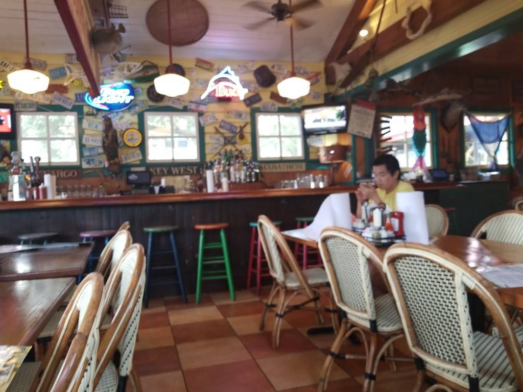 Fourth Street Shrimp Store | restaurant | 1006 4th St N, St. Petersburg, FL 33701, USA | 7278220325 OR +1 727-822-0325