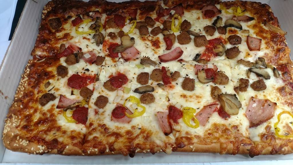 Sanford Lake Bar & Grill | restaurant | 3770 N Bailey Rd, Sanford, MI 48657, USA | 9896875620 OR +1 989-687-5620