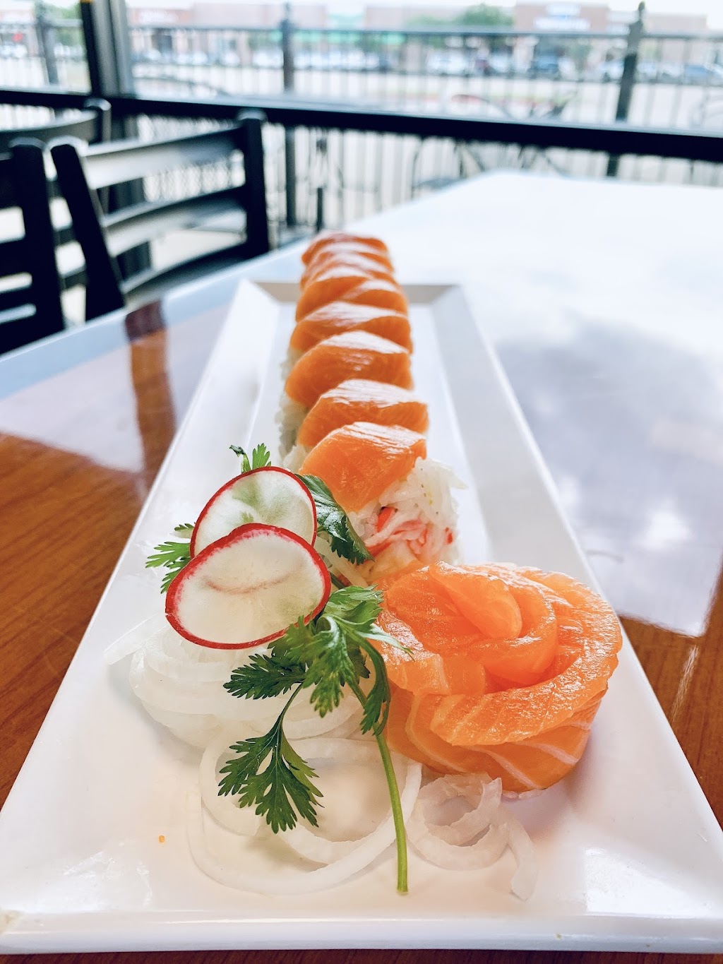 Maki & Poke | restaurant | 8850 N Tarrant Pkwy # 701, North Richland Hills, TX 76182, USA | 8175764426 OR +1 817-576-4426