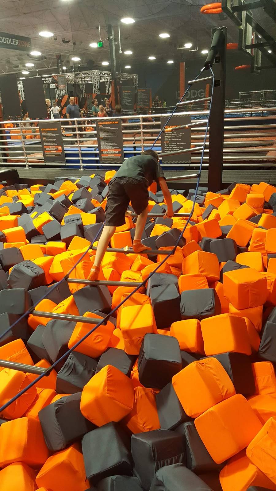 Sky Zone East Baltimore | restaurant | 8645 Pulaski Hwy, Rosedale, MD 21237, USA | 4108745050 OR +1 410-874-5050