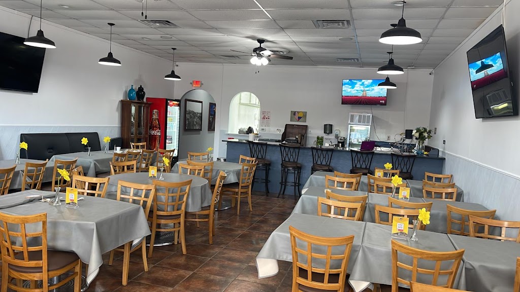 La Cacerola Colombian Cuisine | restaurant | 580 W Arapaho Rd, Richardson, TX 75080, USA | 9726856140 OR +1 972-685-6140