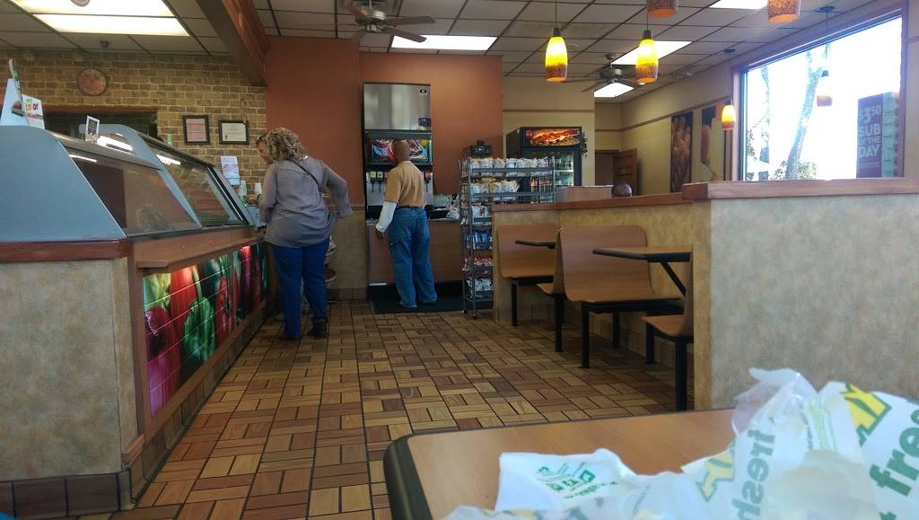 Subway Restaurants | restaurant | 3127 Broad St, Chattanooga, TN 37408, USA | 4237563850 OR +1 423-756-3850