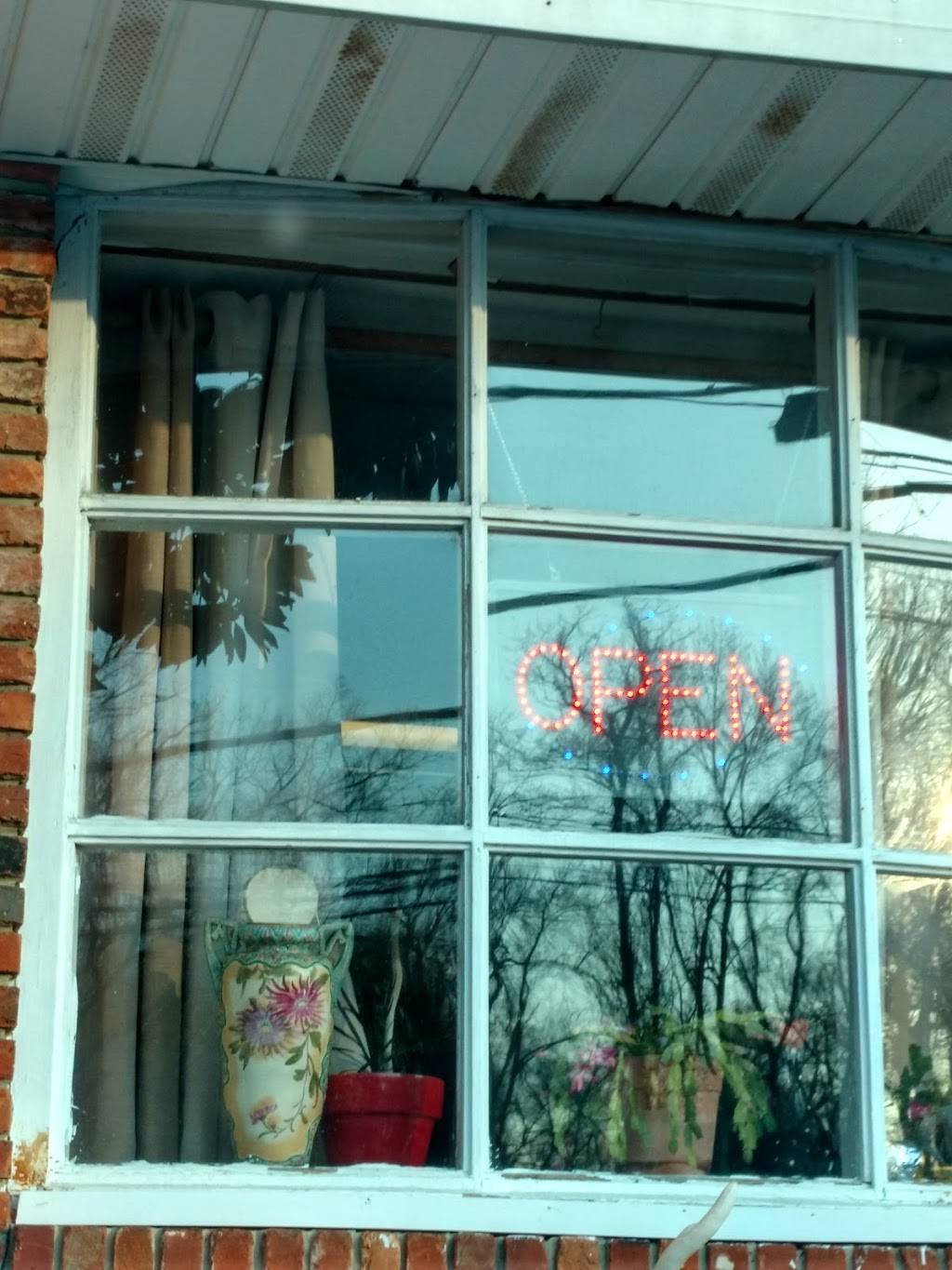 Renos Restaurant | restaurant | 1344 Defense Hwy, Gambrills, MD 21054, USA | 4107210575 OR +1 410-721-0575