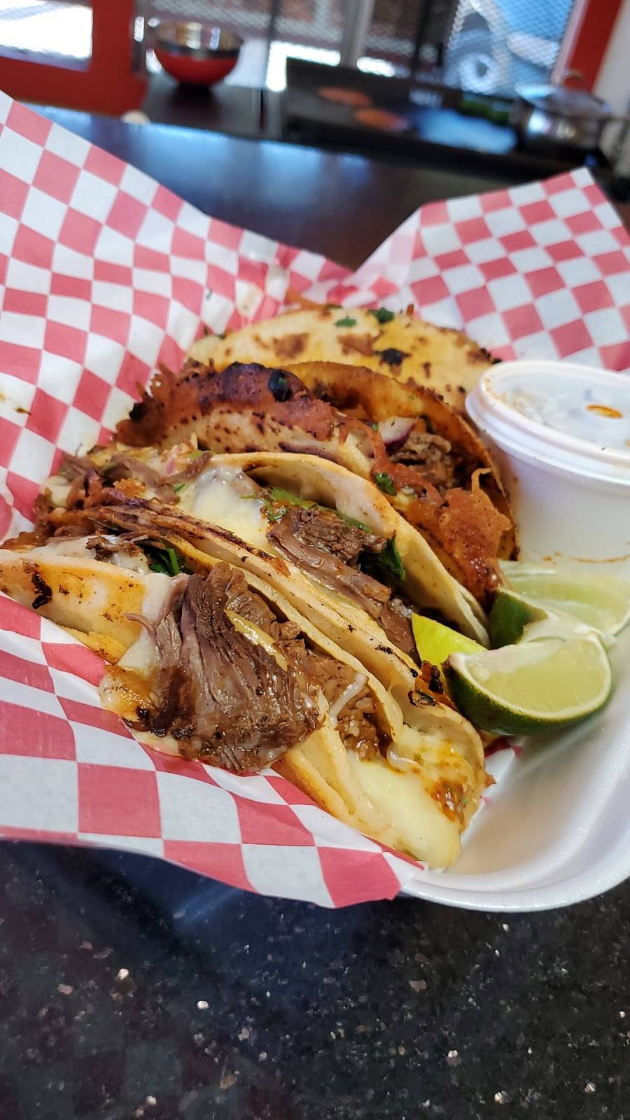 Estrellas Nacho average deli | restaurant | 202 S Sinclair Ave, Stockton, CA 95215, USA | 2092426436 OR +1 209-242-6436