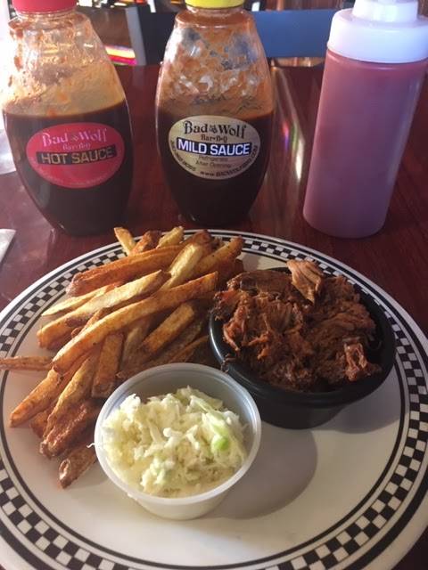 Bad Wolf Bar BQ | restaurant | 5236 Williamson Rd, Roanoke, VA 24012, USA | 5403629095 OR +1 540-362-9095