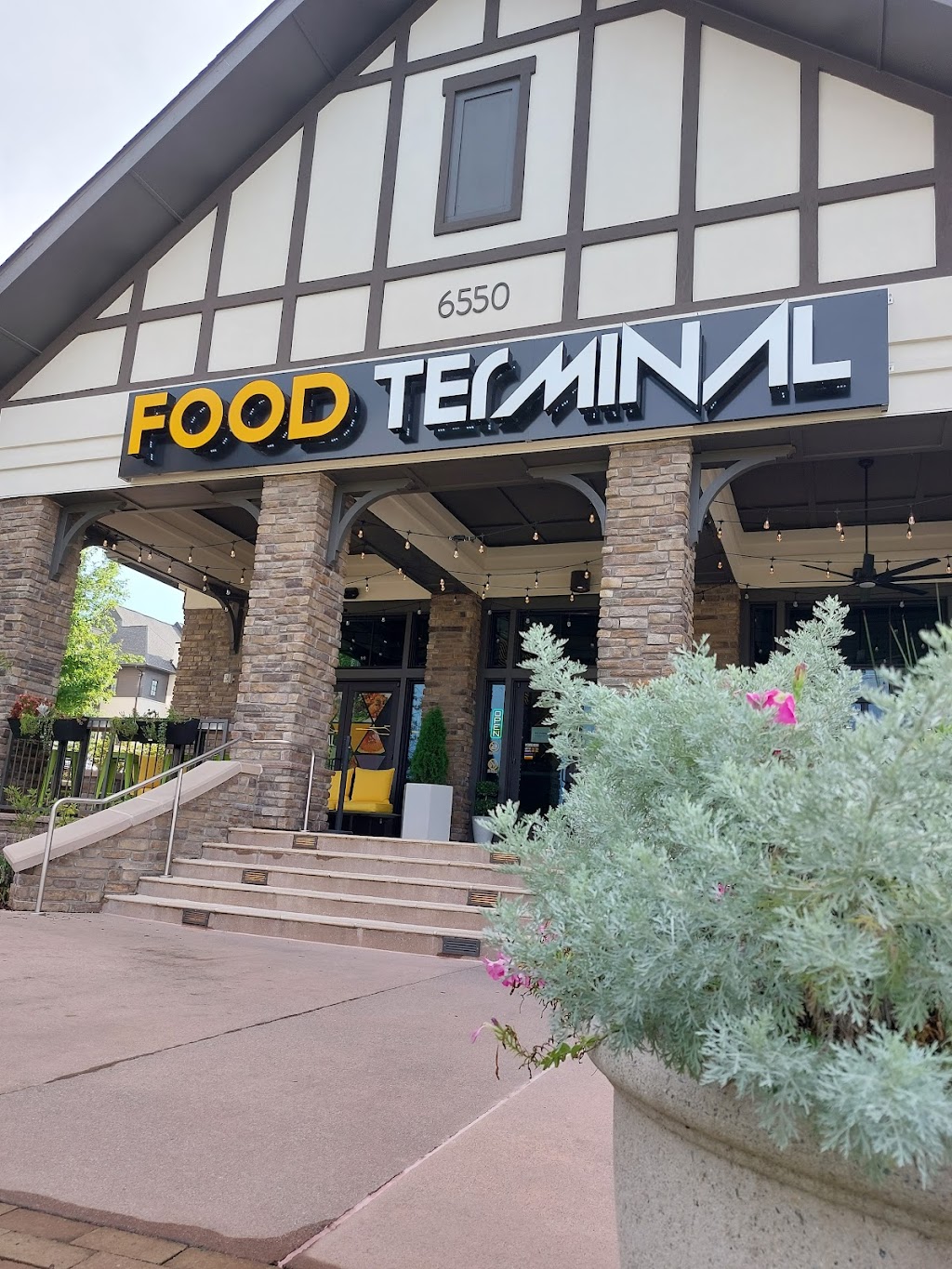 Food Terminal (Sandy Springs) | restaurant | 6550 Aria Blvd, Sandy Springs, GA 30328, USA | 6786917766 OR +1 678-691-7766