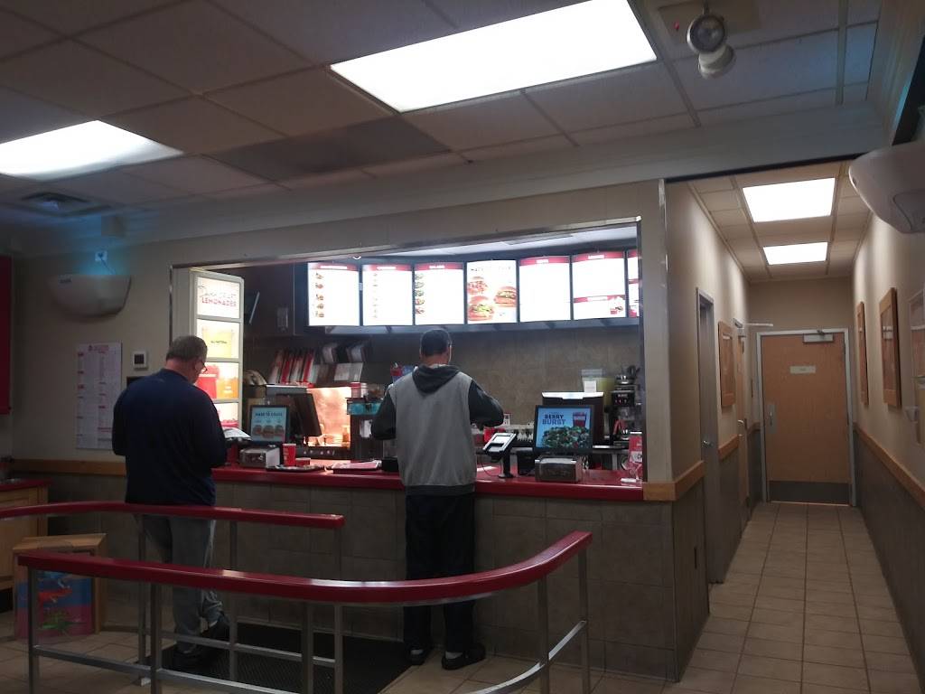 Wendys | restaurant | 45840 Van Dyke Ave, Utica, MI 48317, USA | 5867314311 OR +1 586-731-4311