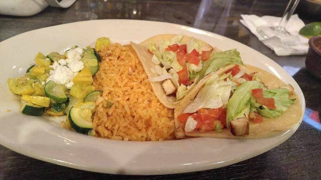 El Fenix Mexican Restaurant | restaurant | 5622 Lemmon Ave, Dallas, TX 75209, USA | 2145215166 OR +1 214-521-5166